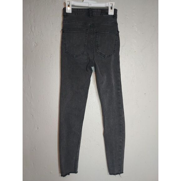 Bershka Women's 00 Super High Rise Cropped Raw Hem Black Denim Jeans - Picture 2 of 9